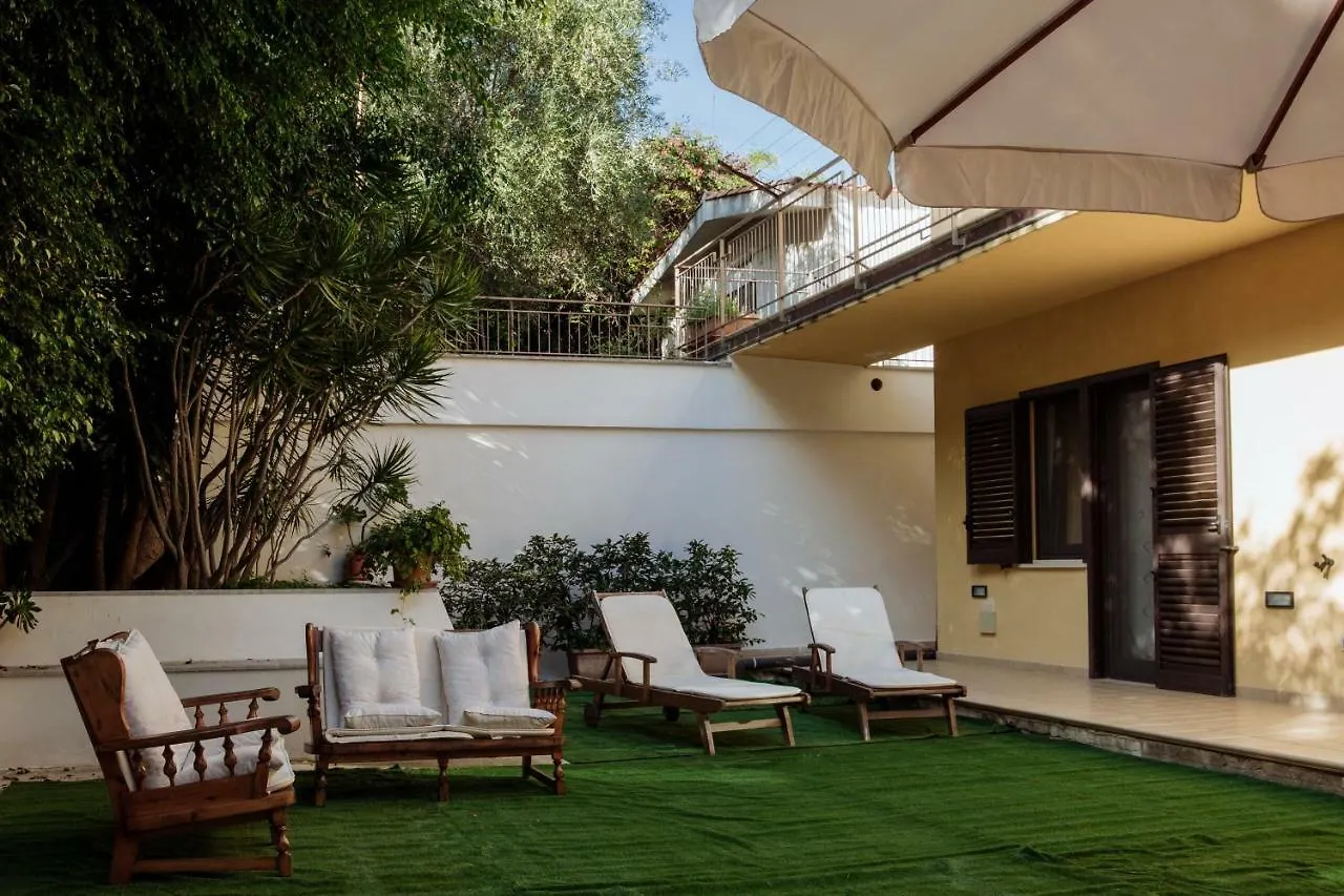 Villa Roberta Mondello Beach 팔레르모